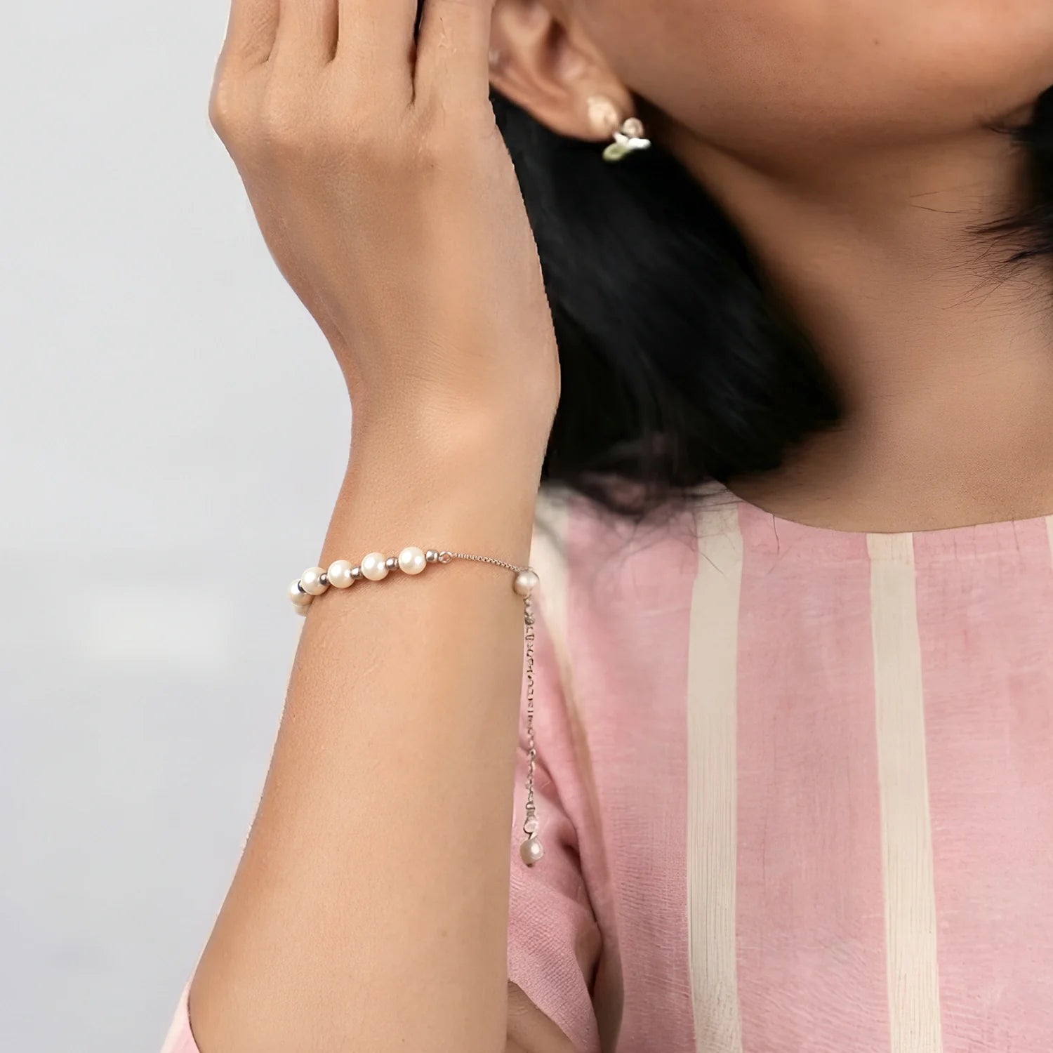 Pearl Bracelet